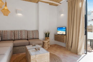 Living room with TV and sofa at Casa Aduar 22 Marbella Old Town