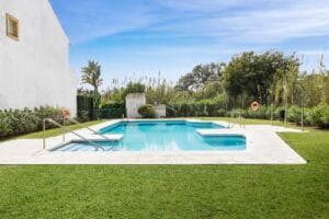 Mediterranean style villa with private pool – Jardín de los Pinos Marbella